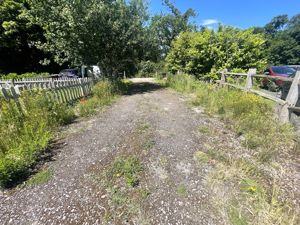 Photo 30- click for photo gallery